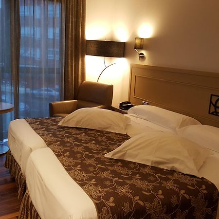 Cumbria Spa Hotel 3* Sup Сьюдад-Реаль Экстерьер фото